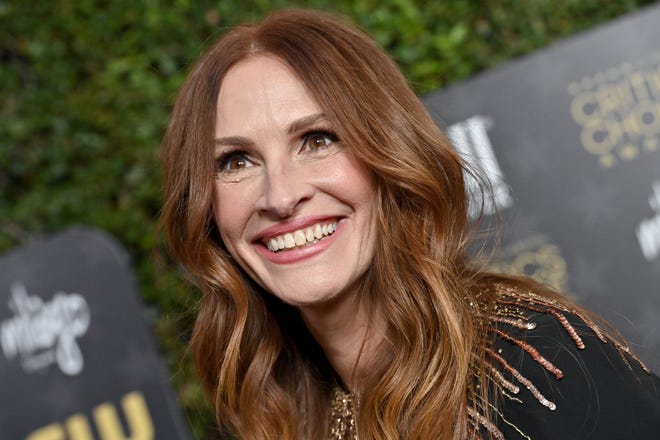 Julia Roberts attends the 28th Annual Critics Choice Awards at Fairmont Century Plaza on January 15, 2023 in Los Angeles.